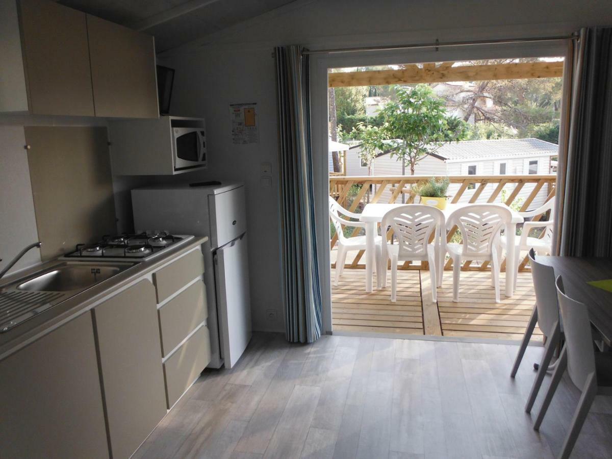 Camping L'Elephant Saint-Raphaël Exterior foto