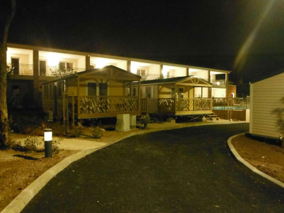 Camping L'Elephant Saint-Raphaël Exterior foto