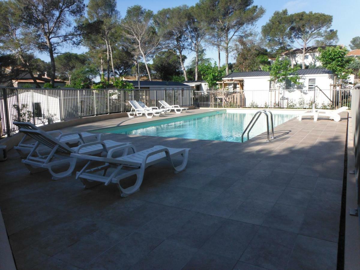 Camping L'Elephant Saint-Raphaël Exterior foto